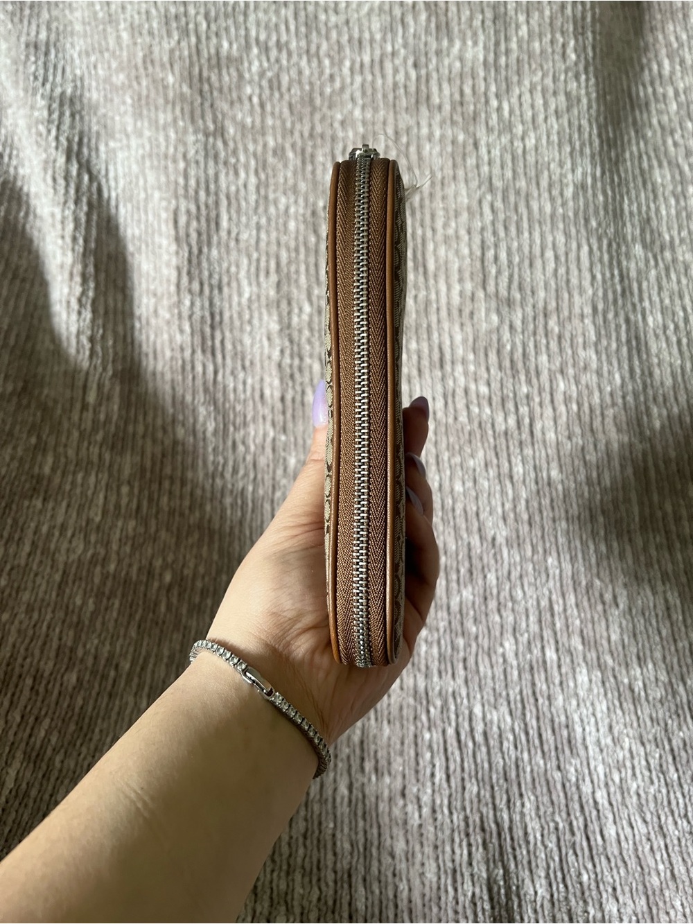 Coach Tan/Brown Signature Zip Sunglasses Case - Picture 2 of 5